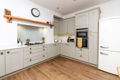 3 bedroom semi-detached house for sale, Moorfield Road, Dentons Green, WA10