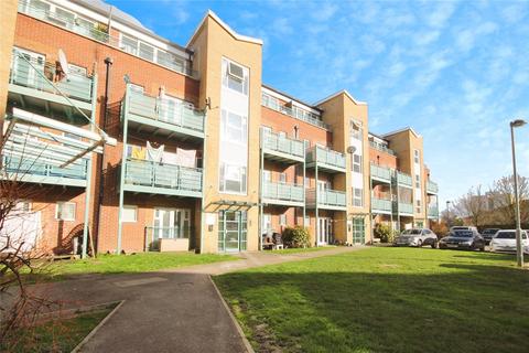 2 bedroom apartment to rent, Rivington Court, Dagenham, RM10