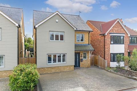112 Mill Road, Stock, Ingatestone, CM4 9LN