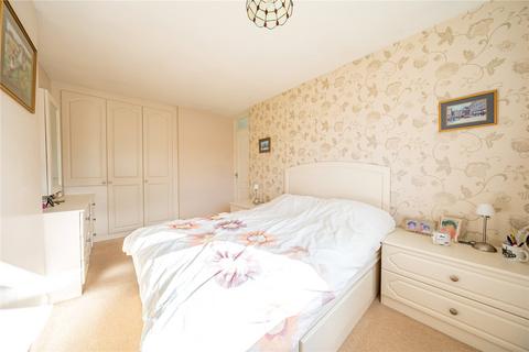 3 bedroom semi-detached house for sale, Sunningdale Drive, Leeds, West Yorkshire