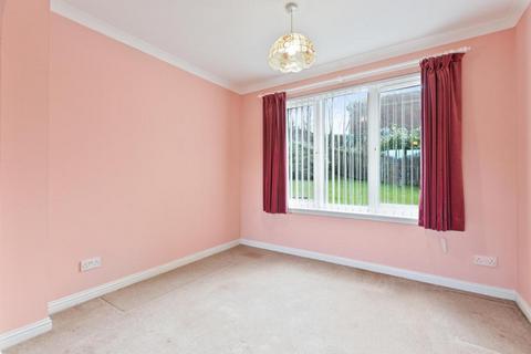 18 Dalmellington Drive, Glasgow, G53 7GD