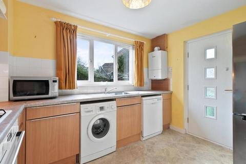 18 Dalmellington Drive, Glasgow, G53 7GD