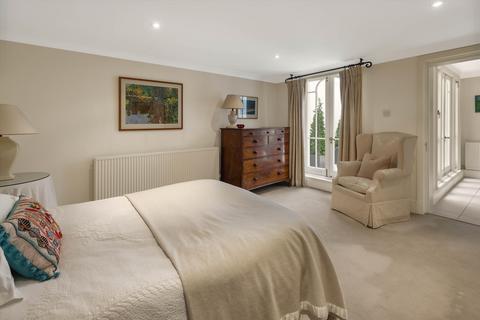 10 Wilton Street, London, SW1X 7AF