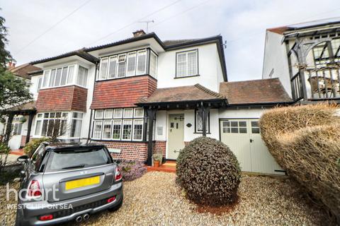 Prittlewell Chase, Westcliff-On-Sea