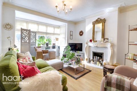 3 bedroom semi-detached house for sale, Prittlewell Chase, Westcliff-On-Sea