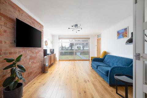 573 Wells Road, Bristol, BS14 9BA