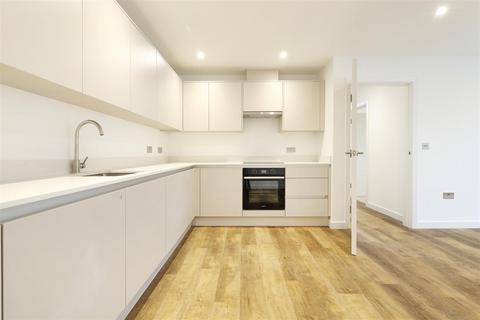 2 bedroom apartment for sale, CENTRAL DORKING, RH4