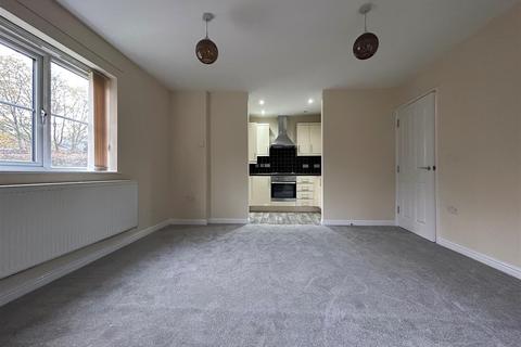 2 bedroom flat for sale, Clancey Way, Halesowen, West Midlands