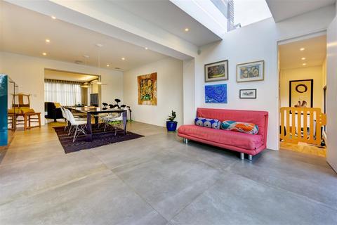 5 bedroom house for sale, Platts Lane, Hampstead, NW3