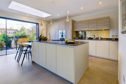 5 bedroom house for sale, Platts Lane, Hampstead, NW3