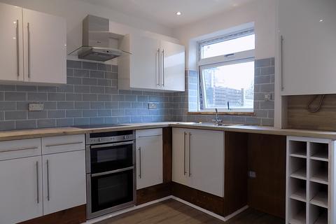 3 bedroom terraced house to rent, Plymouth Road, Sheffield S7