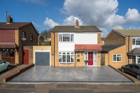 3 bedroom detached house for sale, Apollo Way, Hemel Hempstead