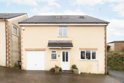3 Dram Lane, Bristol, BS5 8HD