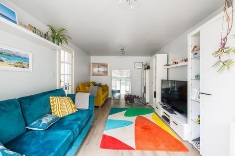3 Dram Lane, Bristol, BS5 8HD