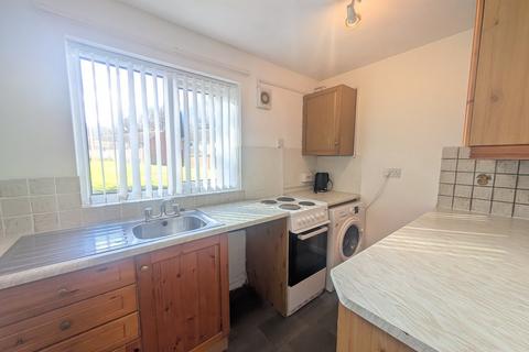 1 bedroom flat to rent, Cliffe Gardens, Shipley, BD18