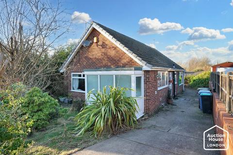 3 bedroom chalet for sale, 1 Welwyn Avenue, Mansfield Woodhouse, Mansfield, Nottinghamshire, NG19 9DR