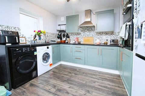 16 Augustus Road, Hockliffe, Leighton Buzzard, LU7 9NS