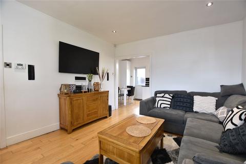 25 Brandon Crescent, Shaw, Oldham, OL2 7YB