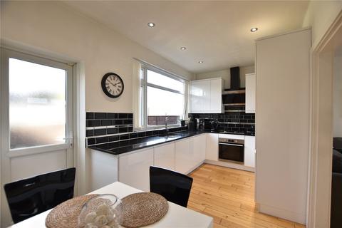 25 Brandon Crescent, Shaw, Oldham, OL2 7YB