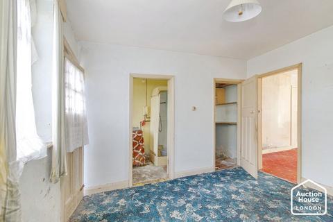 27 Castle Road, Nuneaton, CV10 0EN