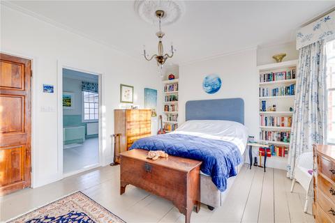 6 Wingrave Road, London, W6 9HF