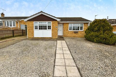 2 bedroom detached bungalow for sale, Wren Close, Brandon IP27