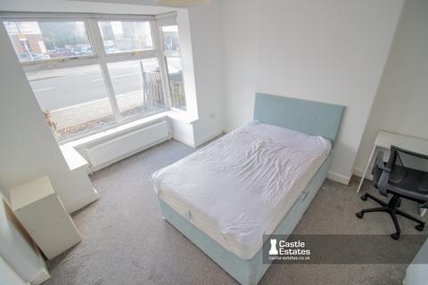 undefined, Queens Road, Beeston, NG9 2BD