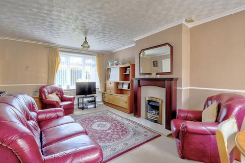 2 bedroom semi-detached house for sale, Nightingale Road, Middlesbrough, TS6