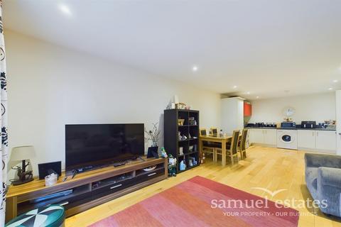 Flat 5, Prospect House, 4 Chapter Way, London, SW19 2RZ