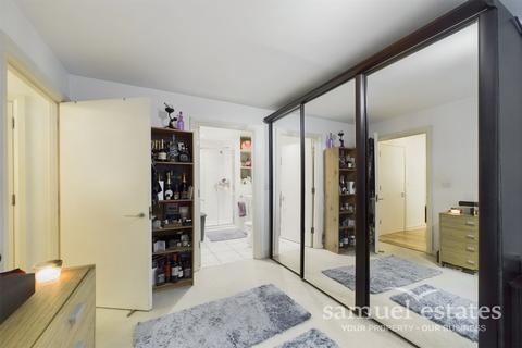 Flat 5, Prospect House, 4 Chapter Way, London, SW19 2RZ