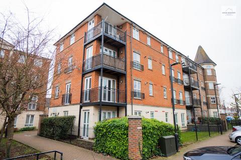 1 bedroom flat for sale, Gareth Drive, London N9