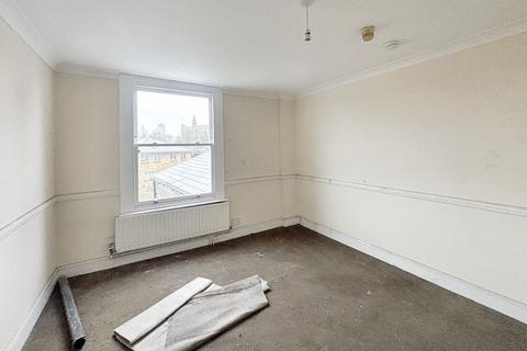 2 bedroom flat for sale, Flat C, 73 Digby Crescent, Finsbury Park, London, N4 2HS