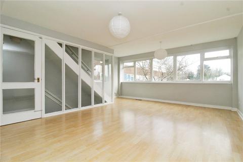 3 bedroom end of terrace house to rent, Chichele Gardens, Croydon, CR0