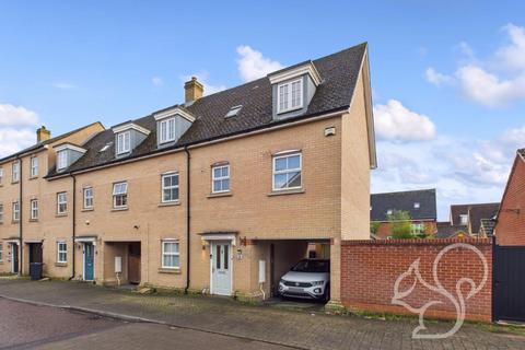 3 bedroom townhouse for sale, Richard Day Walk, Colchester