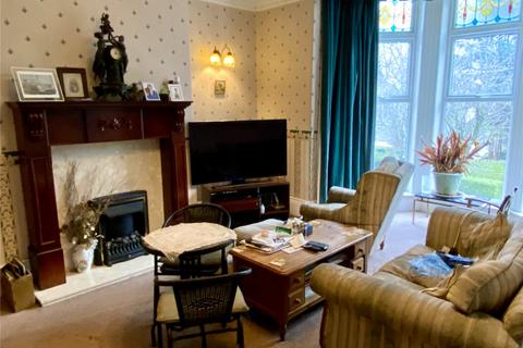 7 bedroom terraced house for sale, West Park Street, Dewsbury, WF13