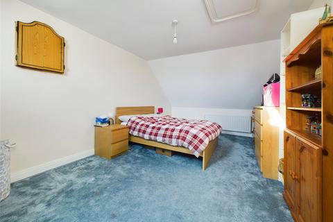 3 bedroom end of terrace house for sale, Parade Court, Bristol BS5