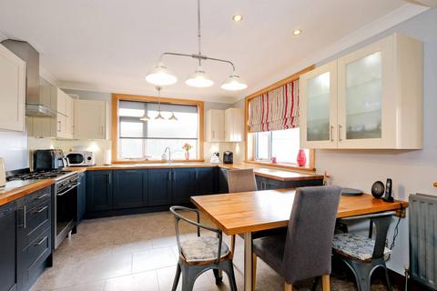 17 Moray Street, Macduff, AB44 1ST