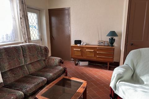 2 bedroom end of terrace house for sale, Brynheulog Terrace, Ystradowen, Swansea.