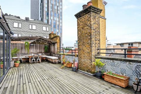 2 bedroom penthouse for sale, Middlesex Street, Spitalfields, E1