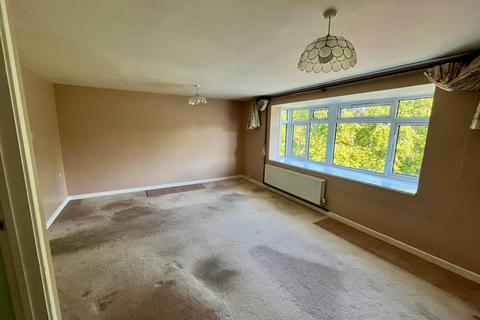 3 bedroom maisonette for sale, Shipwrights Avenue, Chatham, Kent