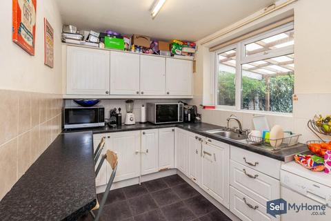 2 bedroom terraced house for sale, Churchill Road, Slough, SL3