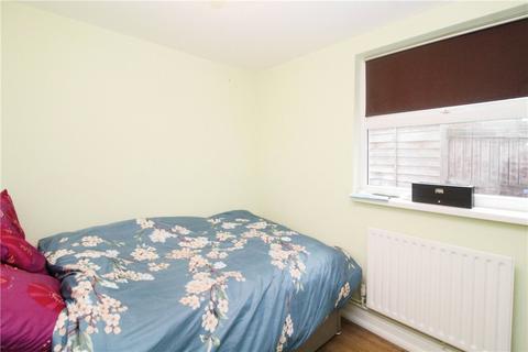 2 bedroom apartment to rent, Oakfield Road, Croydon, CR0