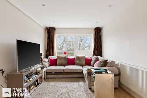 1 bedroom apartment for sale, Badburgham Court, Waltham Abbey, Essex