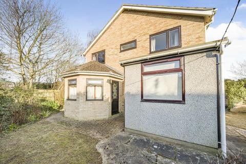 4 bedroom detached house for sale, Farmoor,  Oxford,  OX2