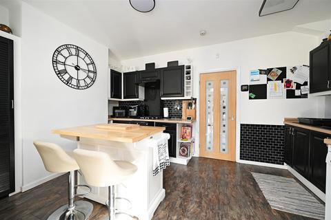 20 Downing Road, Sheffield, S8 7SH