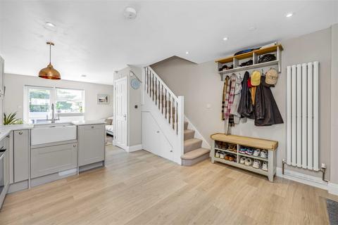 23 Spencer Walk, London, SW15 1PL
