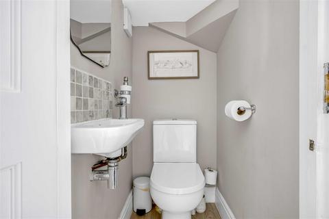 23 Spencer Walk, London, SW15 1PL