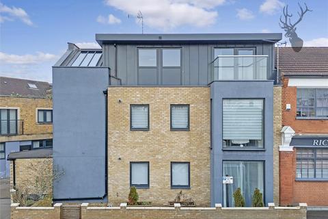 Flat 1, 12 Cart Lane, London, E4 7DH