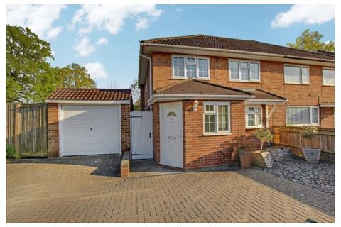 3 bedroom semi-detached house for sale, Cook Road, Crawley RH10