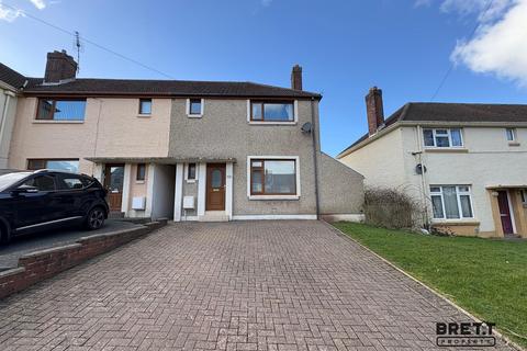 2 bedroom end of terrace house for sale, James Street, Hakin, Milford Haven, Pembrokeshire. SA73 3ND